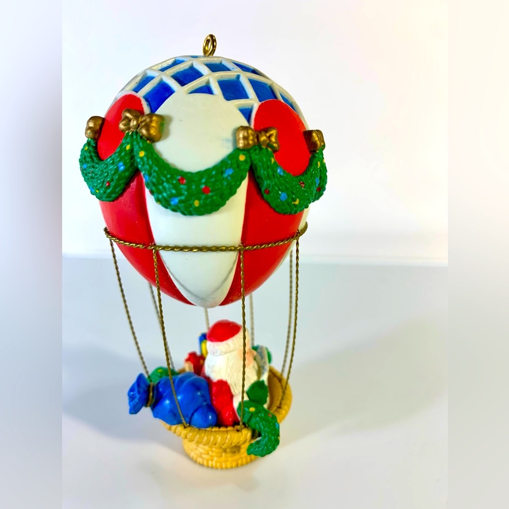 Noma Collectable Ornaments 1992 Ornamotion Santa Hot Air Balloon Christmas - Picture 5 of 9